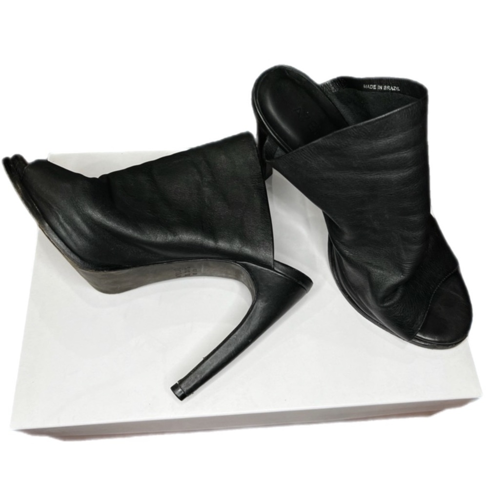A7EIJE Selma Open-toe Leather Heeled Mules 8.5W